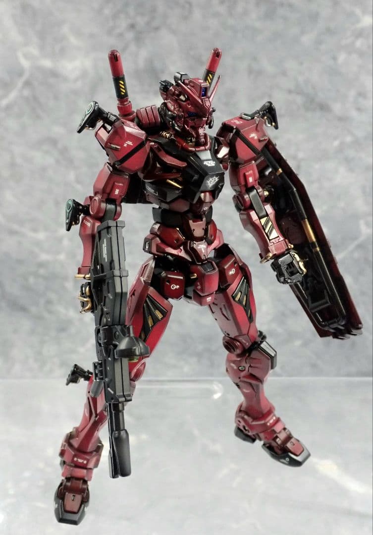 HG ジークアクス 赤いガンダム 全塗装 ガンプラ 塗装済 完成品