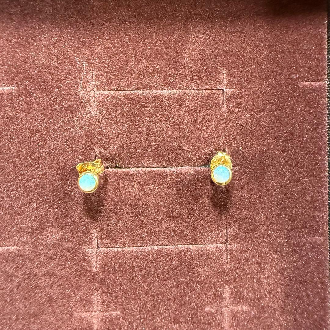 ete オパール ピアス