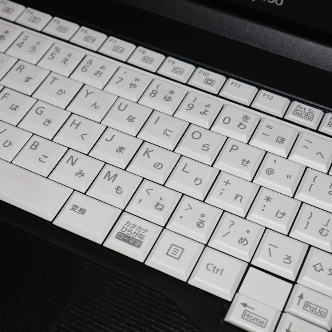 Win11公式対応10世代i5/メ8/新品SSD/DVD/無線/カメラ/HDMI