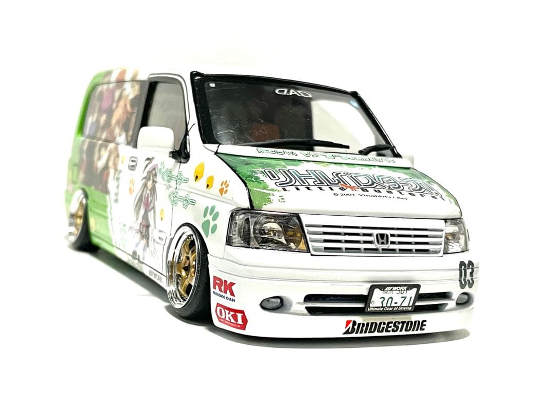 アオシマ1/24●D.A.D/RF3ステップワゴン痛車仕様●完成品