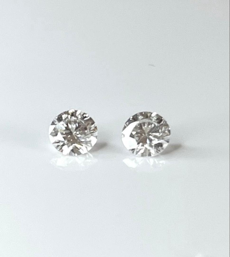 PT天然ダイヤモンドピアス 計0.6ct 中央宝石研究所 ソーティング付き