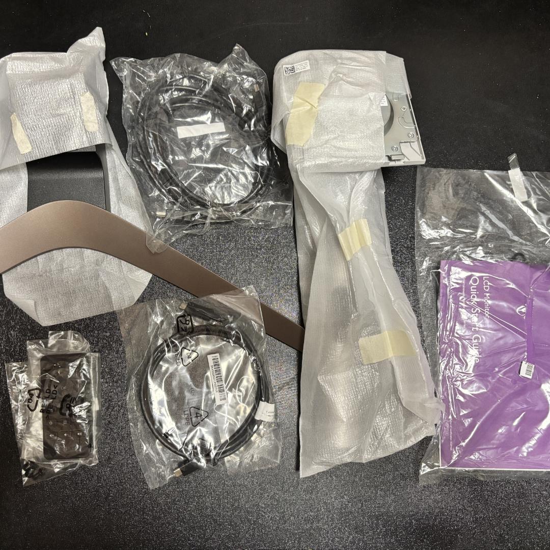 BenQ EW2880U 4K/60hzモニター ディスプレイ本体付属品完備