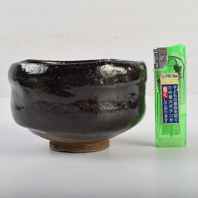 茶道具　楽吉左衛門　黒楽茶碗　時代箱付 　V　R9407