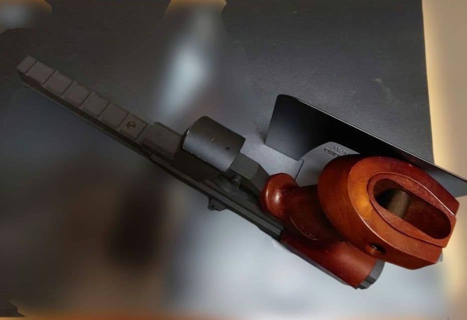 エアガン　ゴールドメダリスト　コクサイ