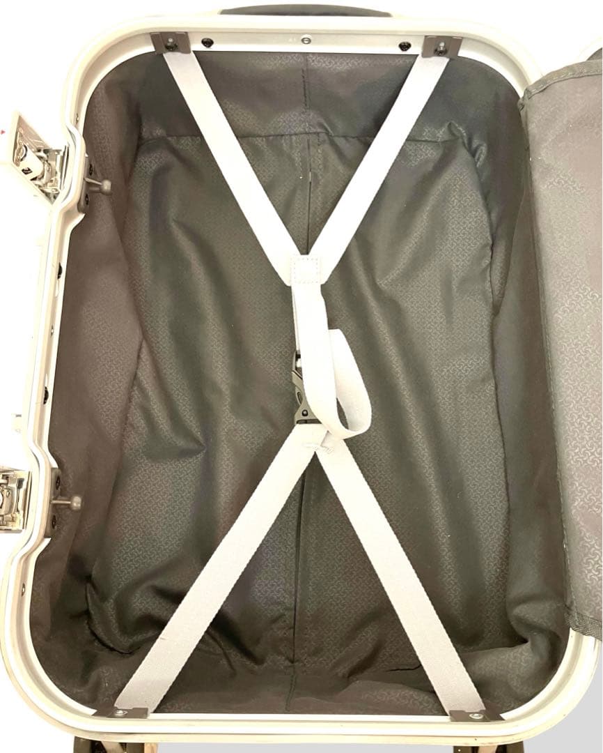 機内持込可能 サムソナイト ハードキャリー トゥルーフレーム 32L