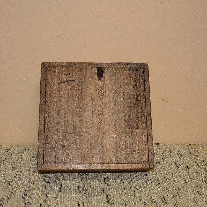 魚の浮彫り緑色陶器皿