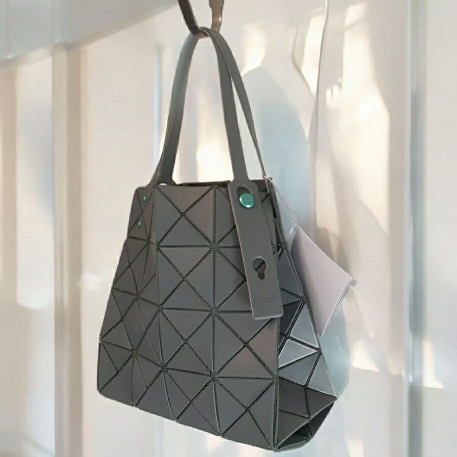 BAOBAO ISSEY MIYAKE バオバオイッセイミヤケ CARAT 美品