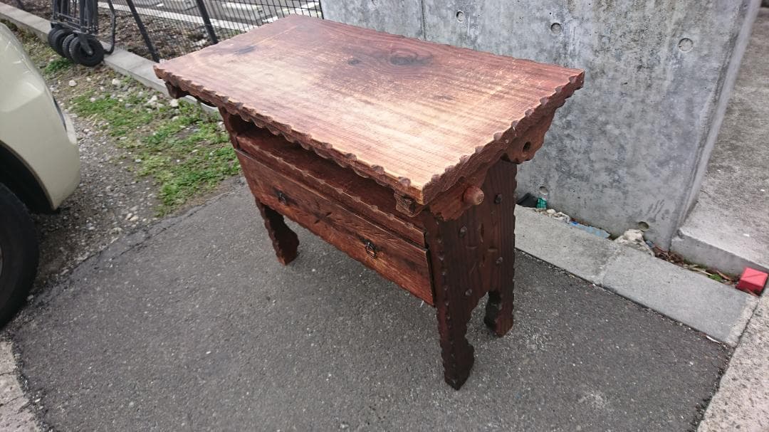 スペイン製　サイドテーブル　コンソール　花台　アンティーク　ヴィンテージ