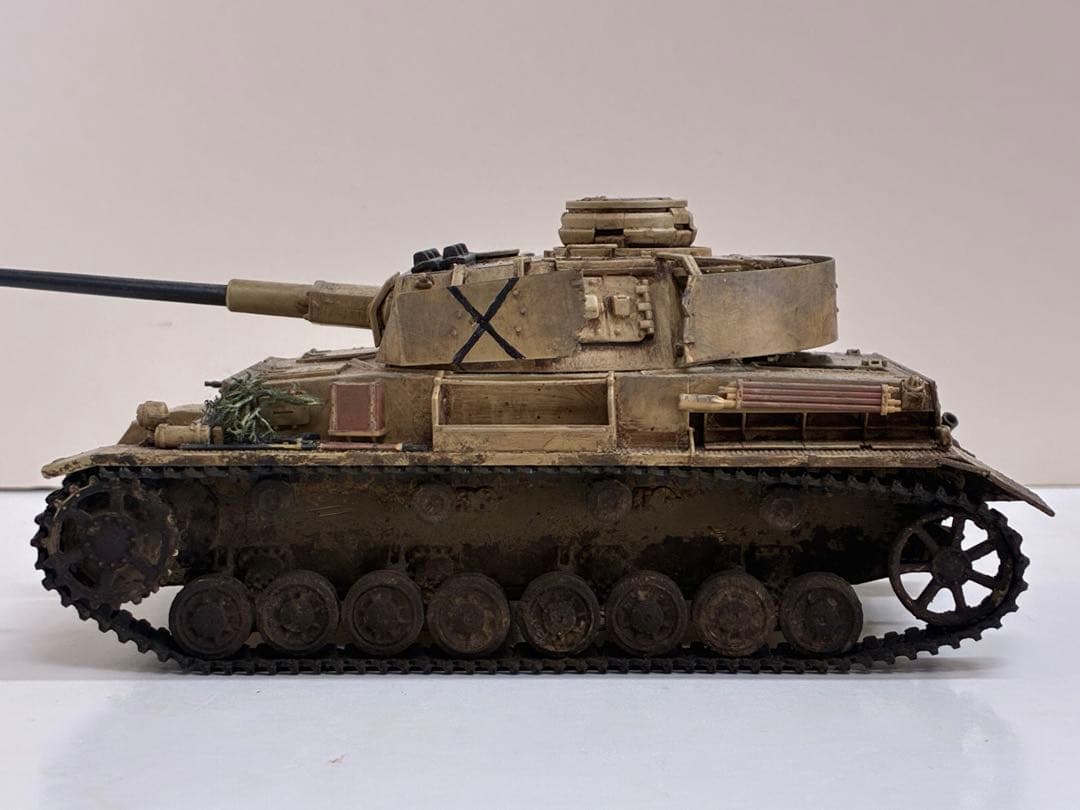 ブルガリア　IV号戦車H型　タミヤ　1/35完成品　模型　プラモデル