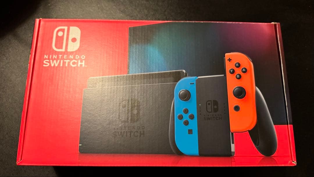 Nintendo Switch 本体（純正プロコン・ポーチ付き）