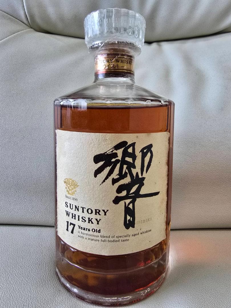 古酒　響17年「裏ゴールドラベル」700ml