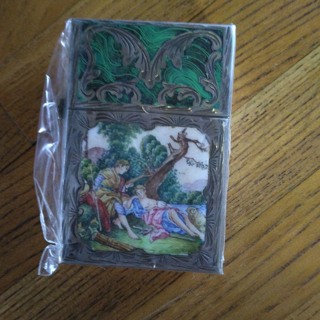 シルバーのイタリアンベネチア6面手彫り彫刻装飾的な絵画の金属製ケースです！