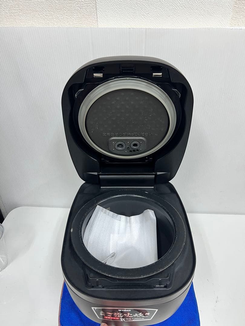 TIGER 炊きたて 本土鍋 IH炊飯ジャー JPH-A102