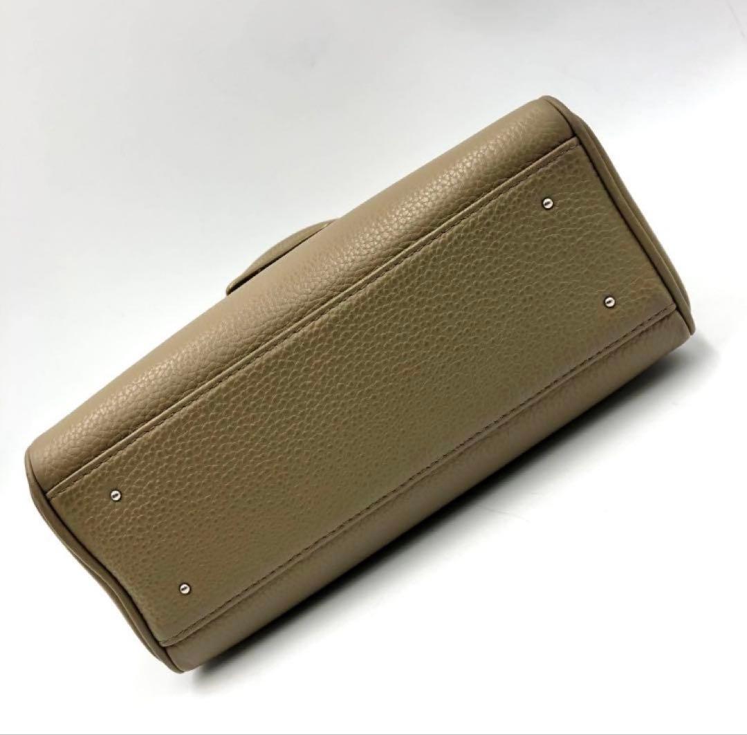 極美品　vasic ヴァジック エバー　ミニ　本革