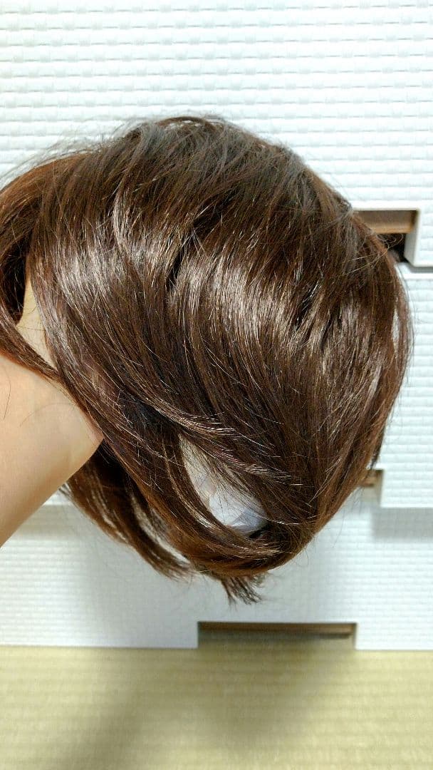 フルウイッグ ショートヘアー 自然なくせ毛風 ブラウン