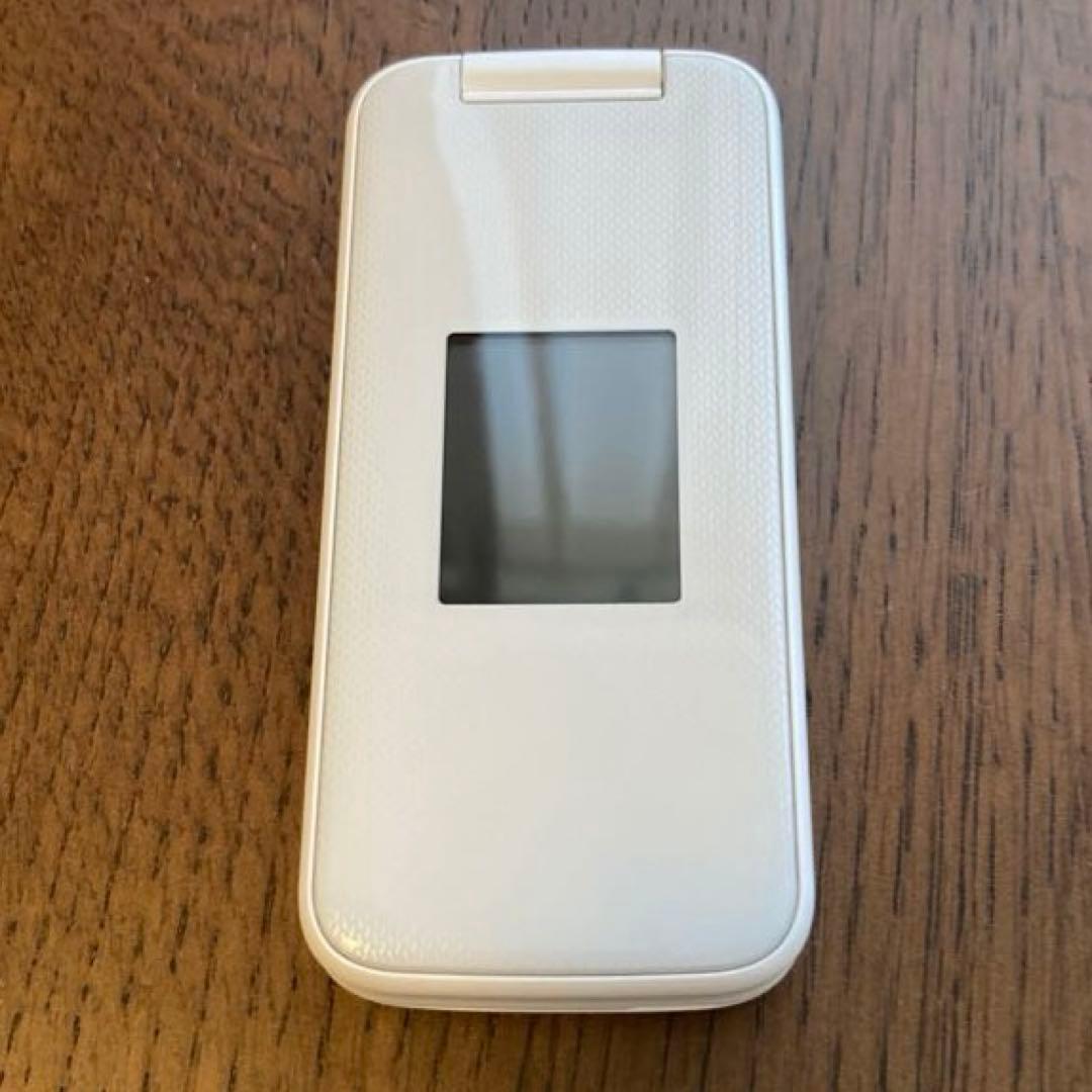 docomo らくらくホン F-41Fセット ホワイト