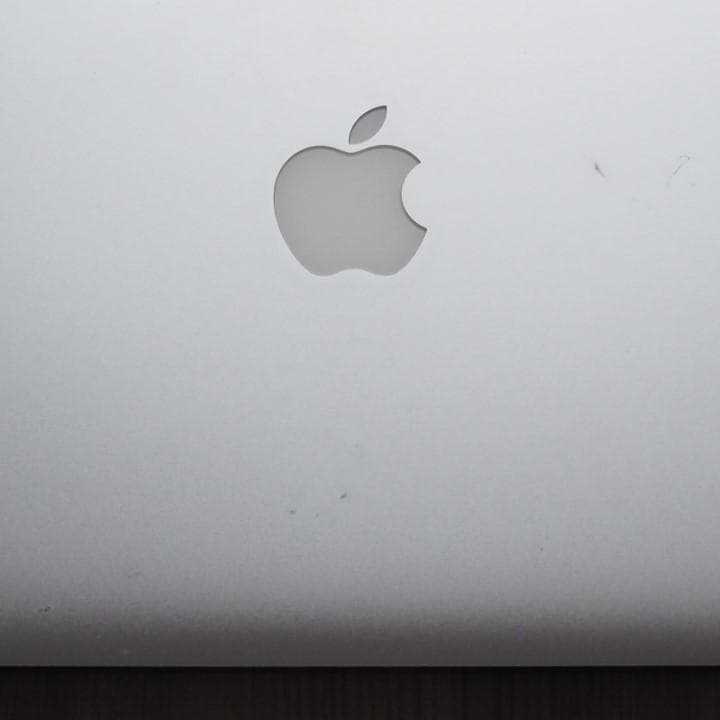 MacBook Air 13インチ Early2015　i7／256GB　難あり
