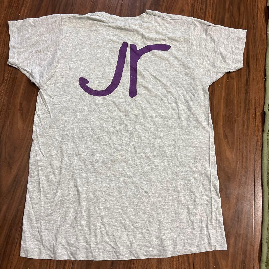 Dinosaur jr Tシャツ