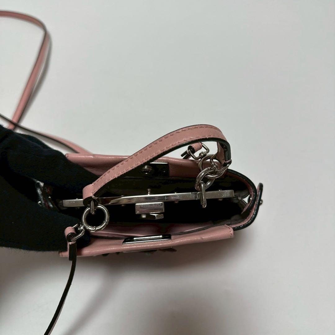 o52【極美品】保存袋付　フェンディフラワーマイクロピーカブ2wayショルダー.