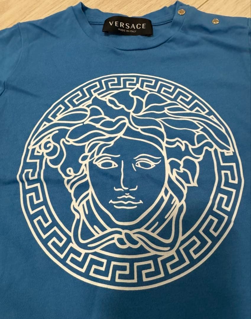ヴェルサーチ　VERSACE Tシャツ　ショートパンツ　半ズボン　セットアップ