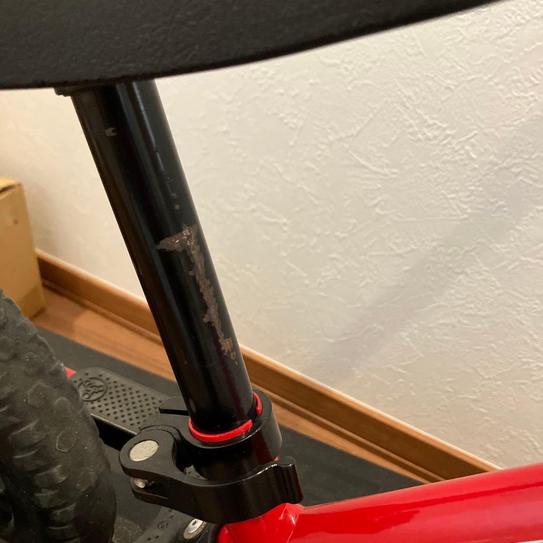 STRIDER スポーツ　12インチ 赤　ロッキングベース付き（一部部品無し）