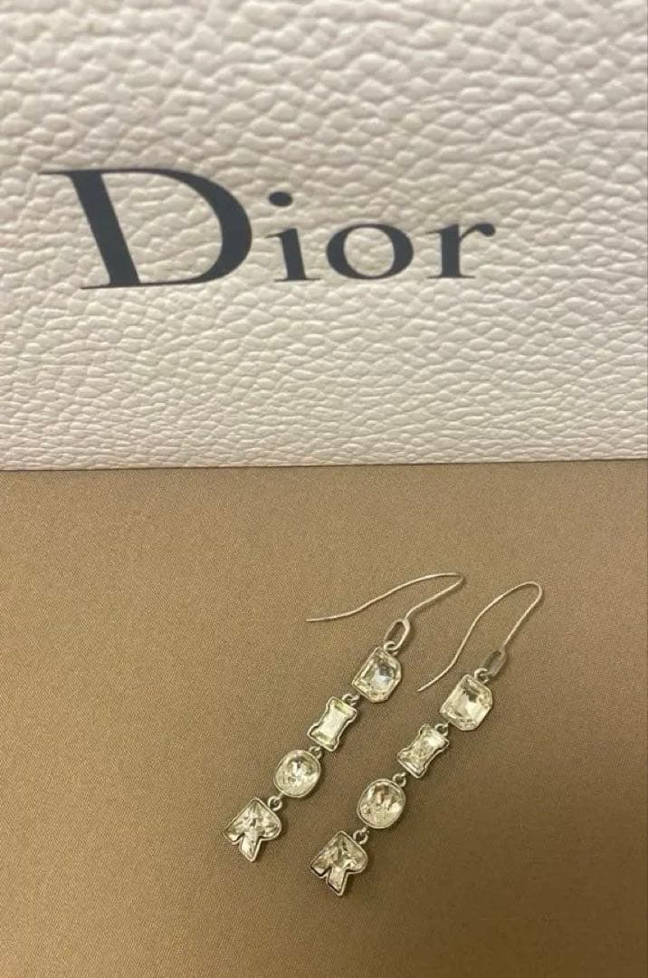 【希少•美品】DIOR ディオール ロゴ ピアス シルバー アクセサリー