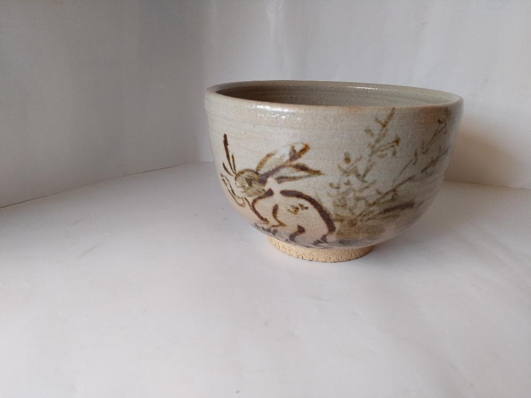 絵唐津 鳥獣戯画 茶碗 茶道具 唐津 抹茶碗 新品 未使用 です。