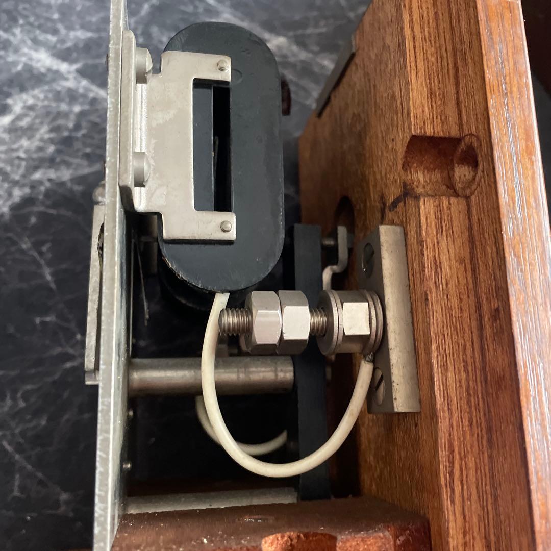 腕木式信号機 信号反応器 一誠電機製作　国鉄廃品　鉄道信号保安装置 信号通信黄色