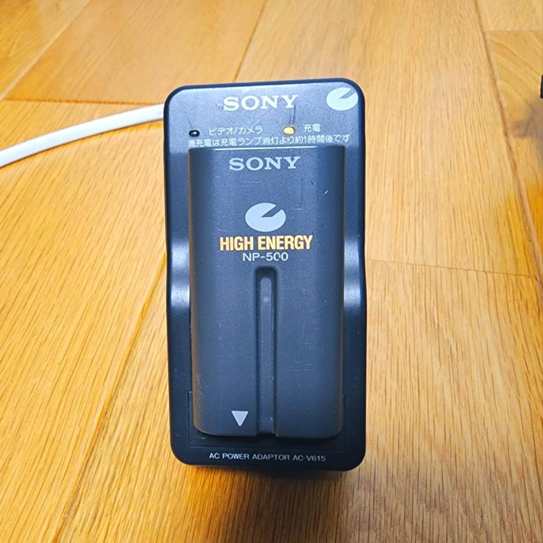 【動作確認済】SONY Hi8 高画質 ビデオカメラ CCD-TR1 セット