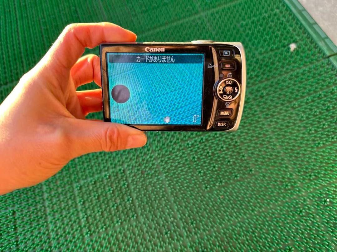 Canon IXUS コンパクトデジタルカメラ シルバー