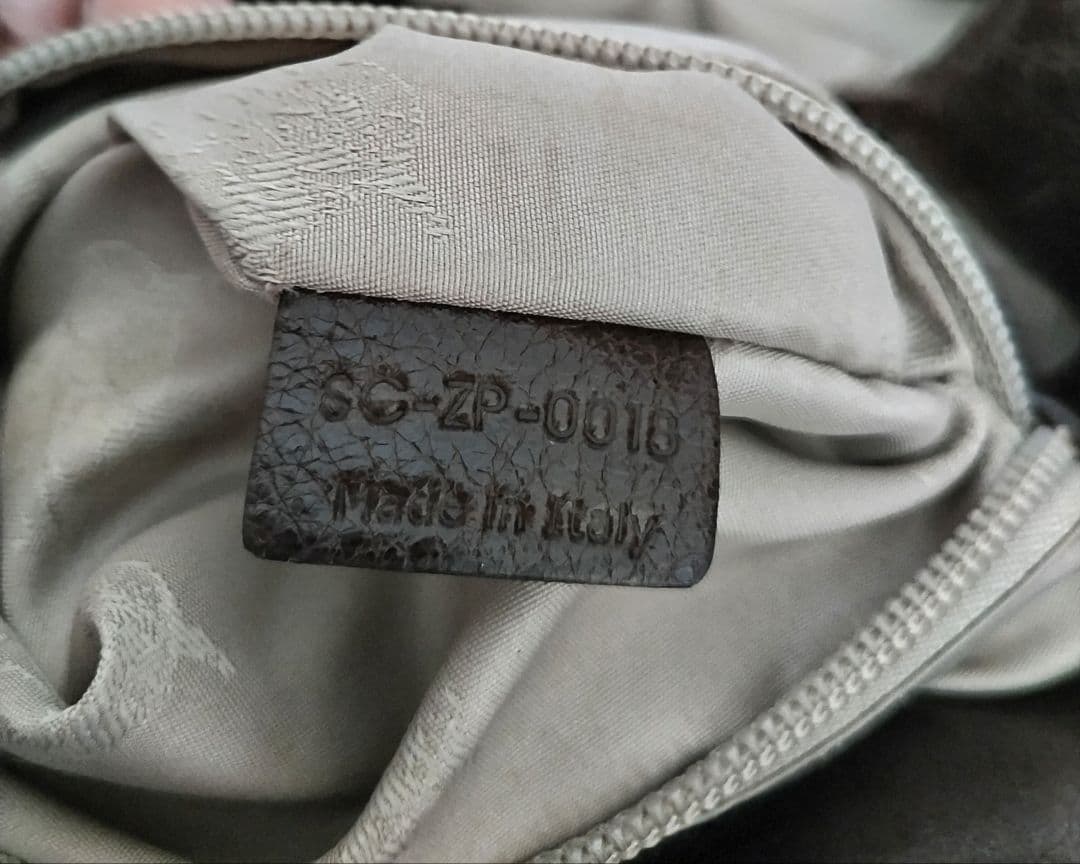 CELINEセリーヌオルロフレザーバック