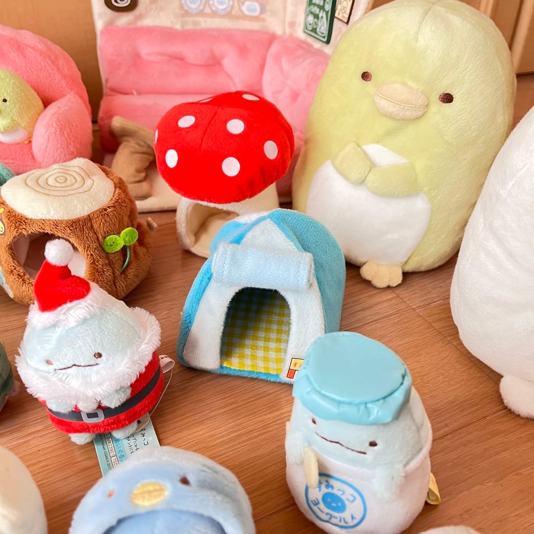 【まとめ売り！】64点　すみっコぐらし　ぬいぐるみ　マスコット　ストラップお部屋