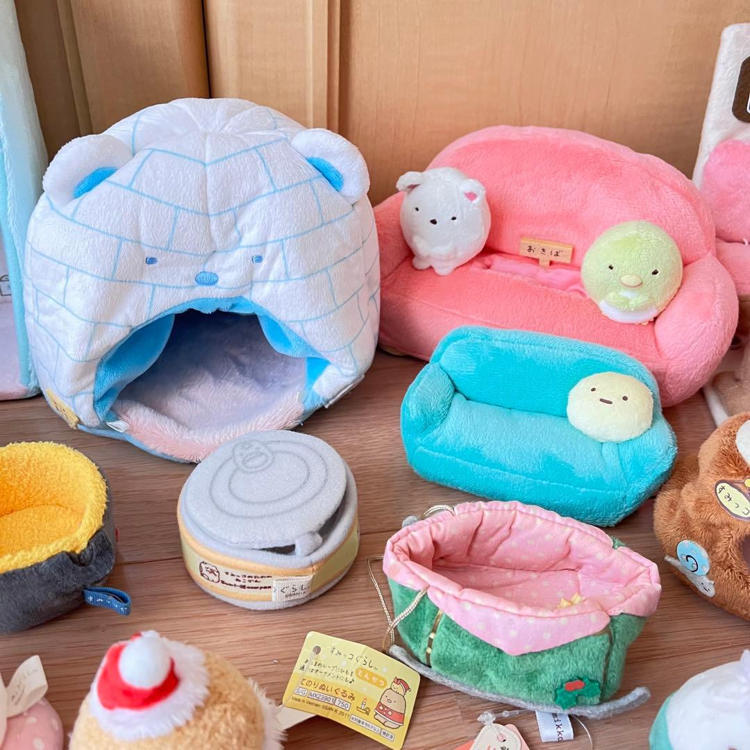 【まとめ売り！】64点　すみっコぐらし　ぬいぐるみ　マスコット　ストラップお部屋