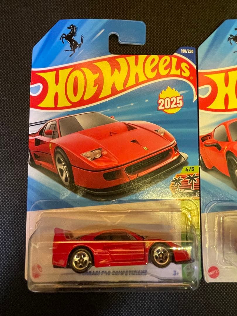日本未発売 ホットウィール フェラーリ FERRARI ⚫︎F40 ⚫︎SF90