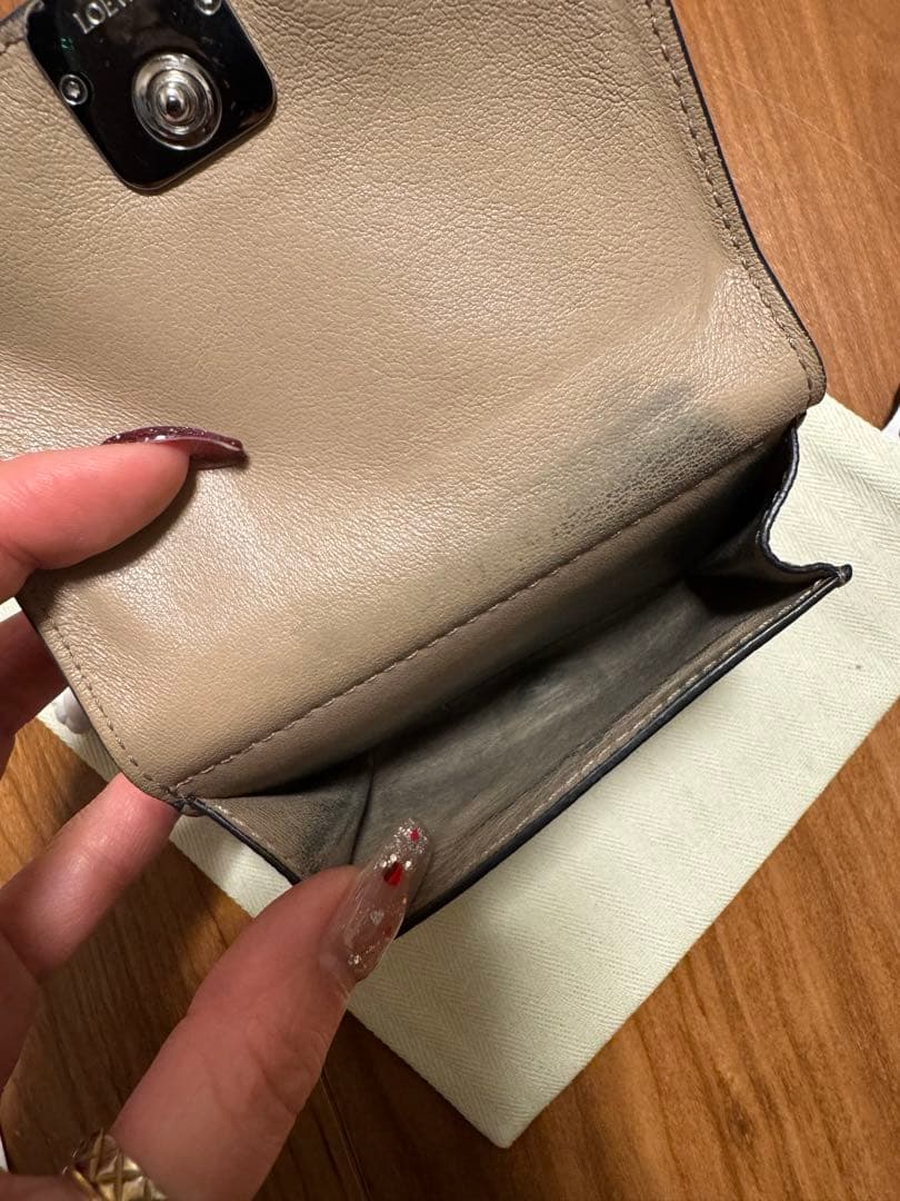 LOEWE ANAGRAM TRIFOLD WALLET サンド