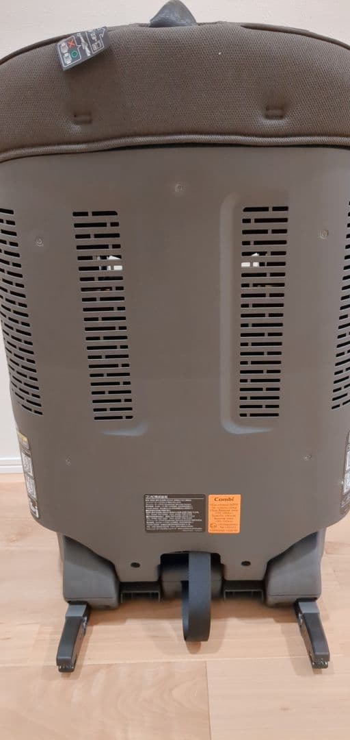 【美品、未使用】コンビ　ジュニアシート　ジョイトリップ アドバンス plus