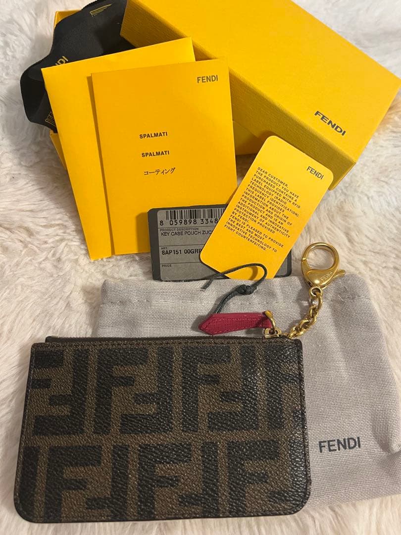 P*O様 【正規品】FENDI カードケース　小銭入れ キーホルダー