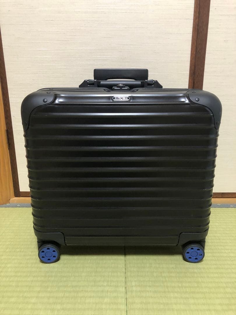 ☆極美品☆激レア☆RIMOWA リモワ　ステルス　ビジネストロリー4輪　　26L