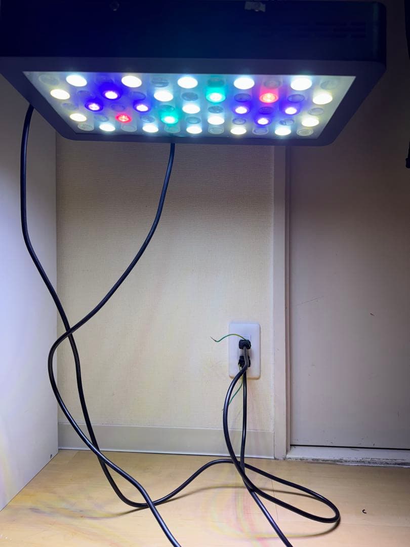LEDサンゴ育成ライト 55個搭載