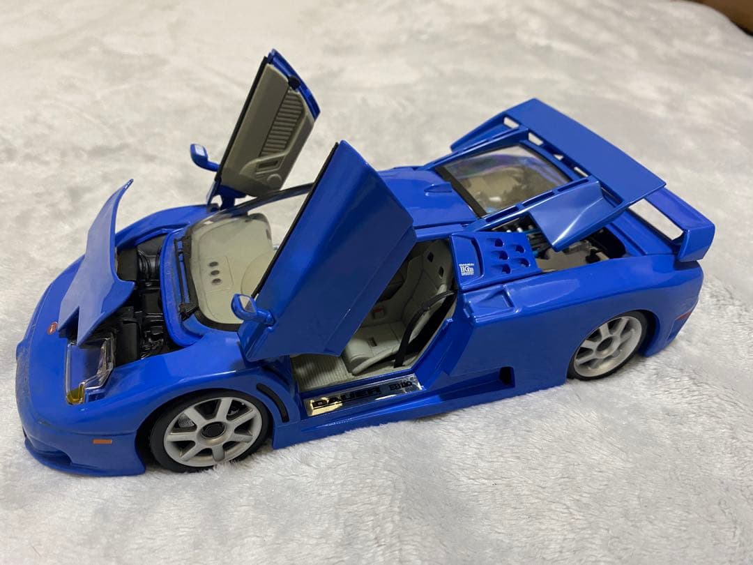 ミニカー Maisto DAUER EB110 1/18