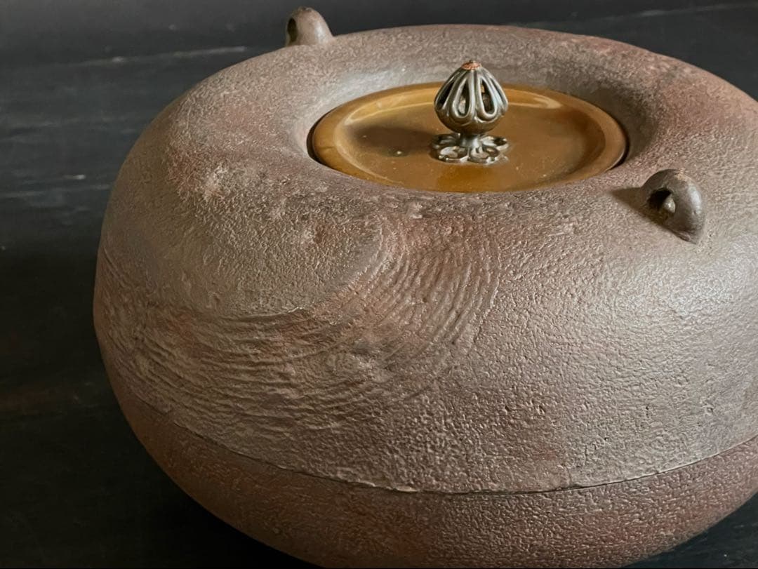 「母」 大刷毛目 姥口釜 釜師 畠 春斎 共箱 黄布 炉釜 （115あ②）