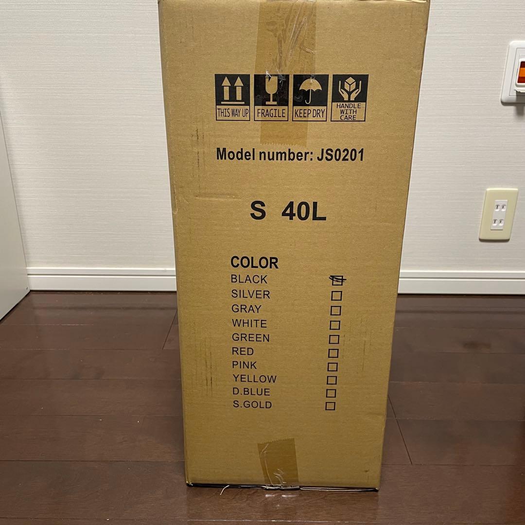 新品未使用！ C.jutro 黒キャリーケース S 40L／機内持込可　即日発送