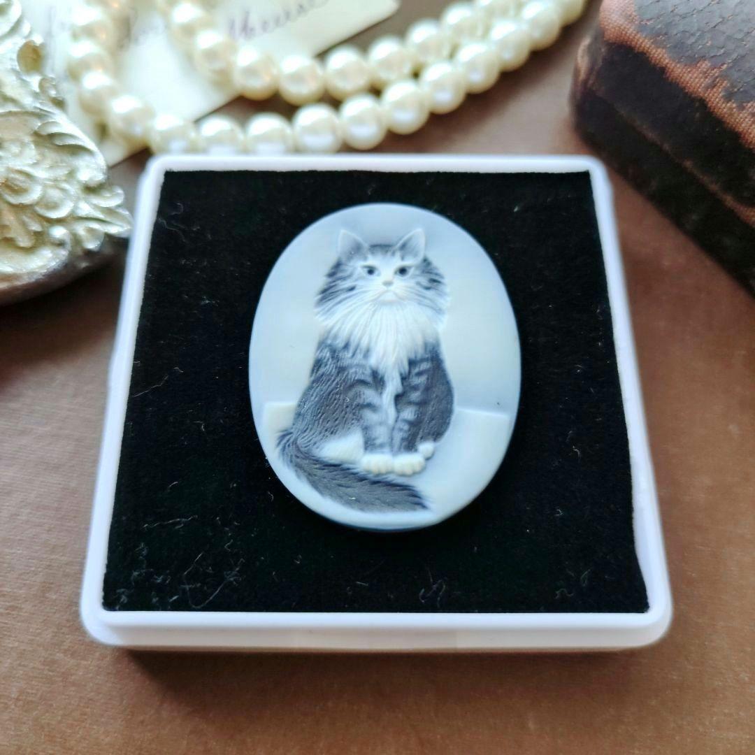 ドイツ CAMEO ストーン メノウ カメオ ルース 猫 メインクーン ブローチ