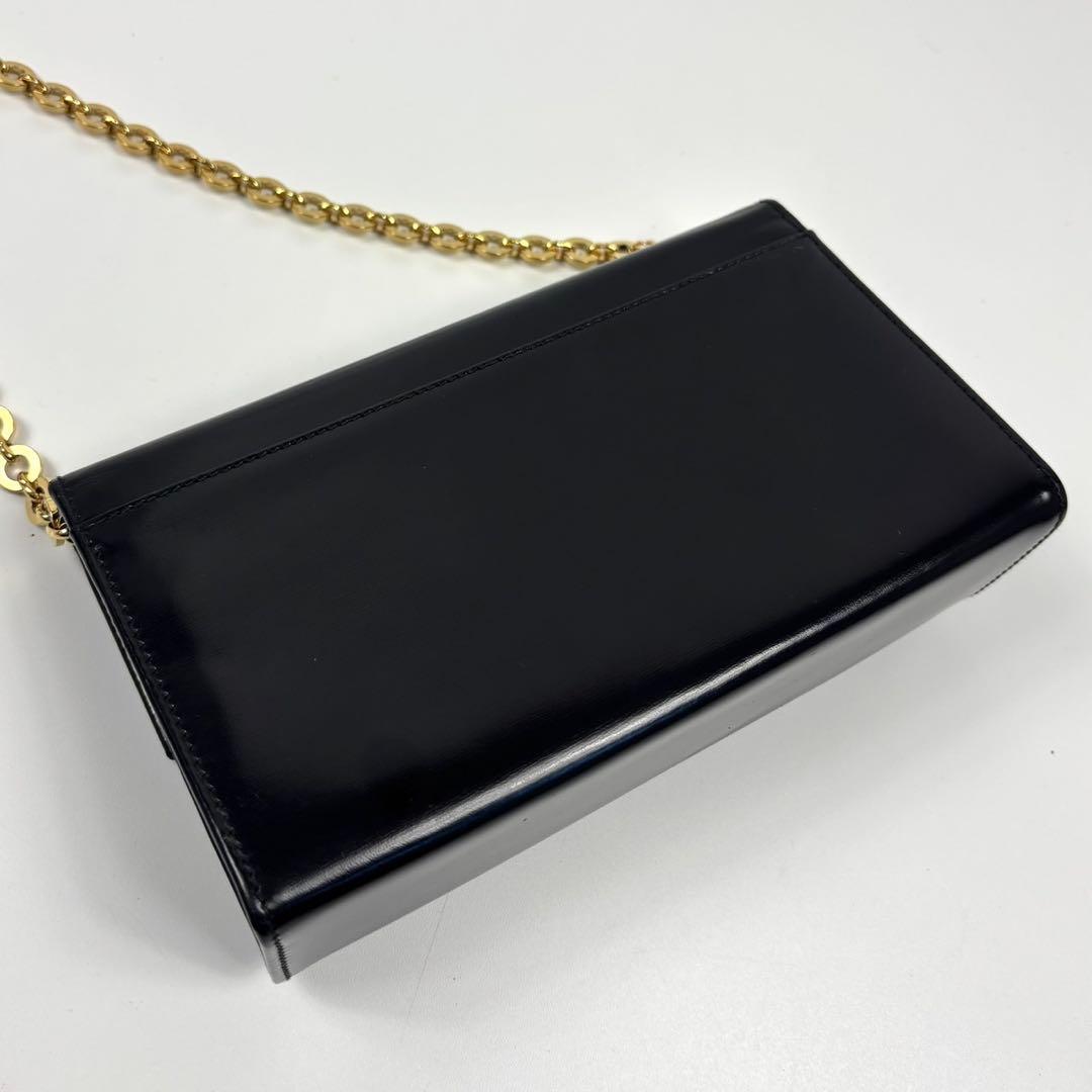 専用フェラガモ チェーン ミニ ショルダーバッグ ガンチーニ レザー 黒