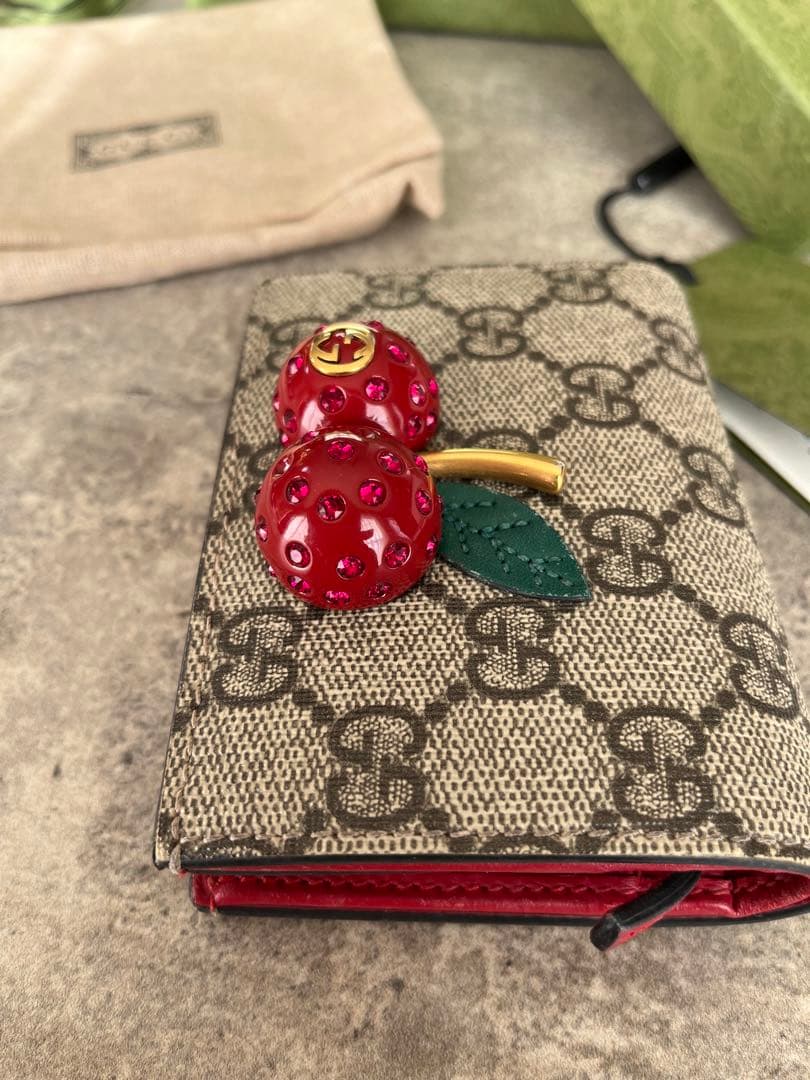 GUCCI チェリー 財布 グッチ