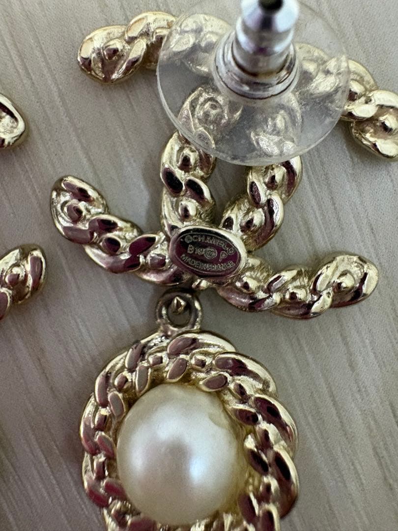 CHANEL ゴールド パール ピアス