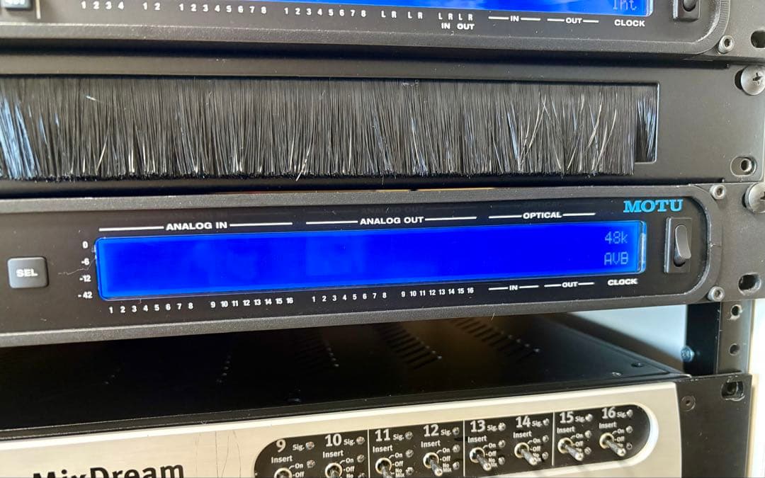 MOTU 16A Thunderboltケーブルおまけ付き