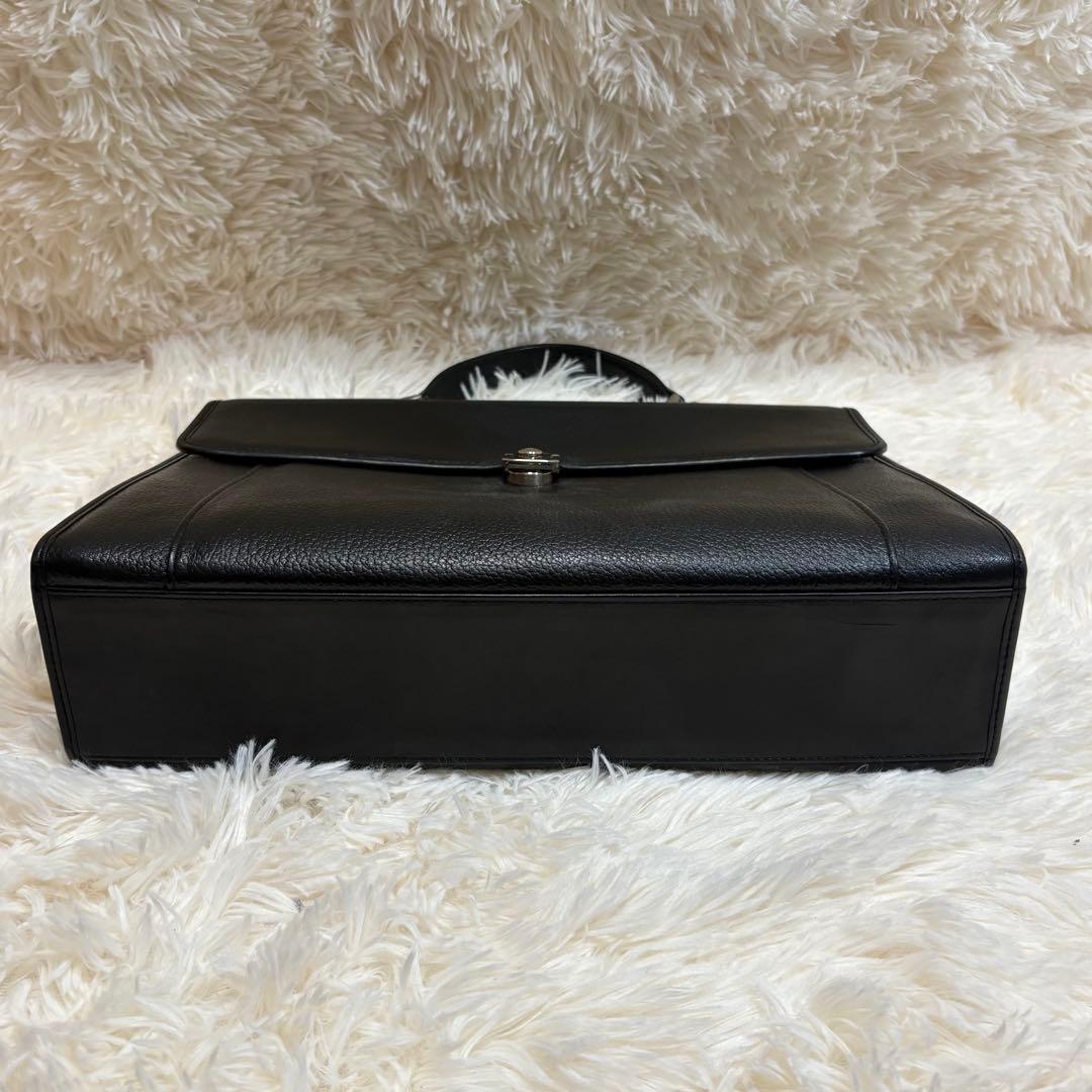 【美品】バーバリー オールレザー ビジネスバッグ 2way ノバチェック A4