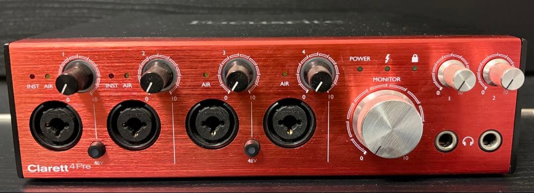 Focusrite Clarett 4Pre オーディオインターフェイス