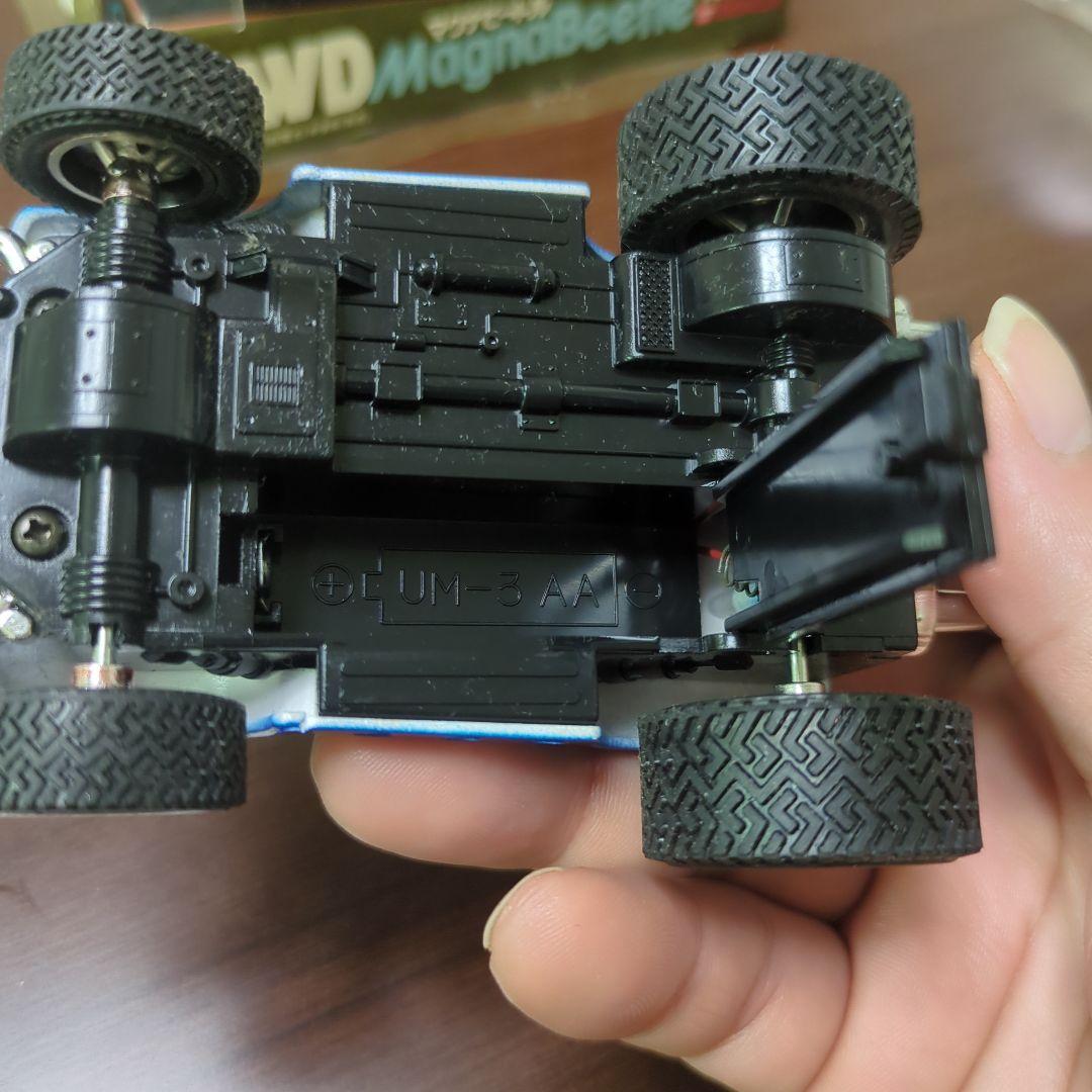 未来警察ウラシマン マグナビートル4WD